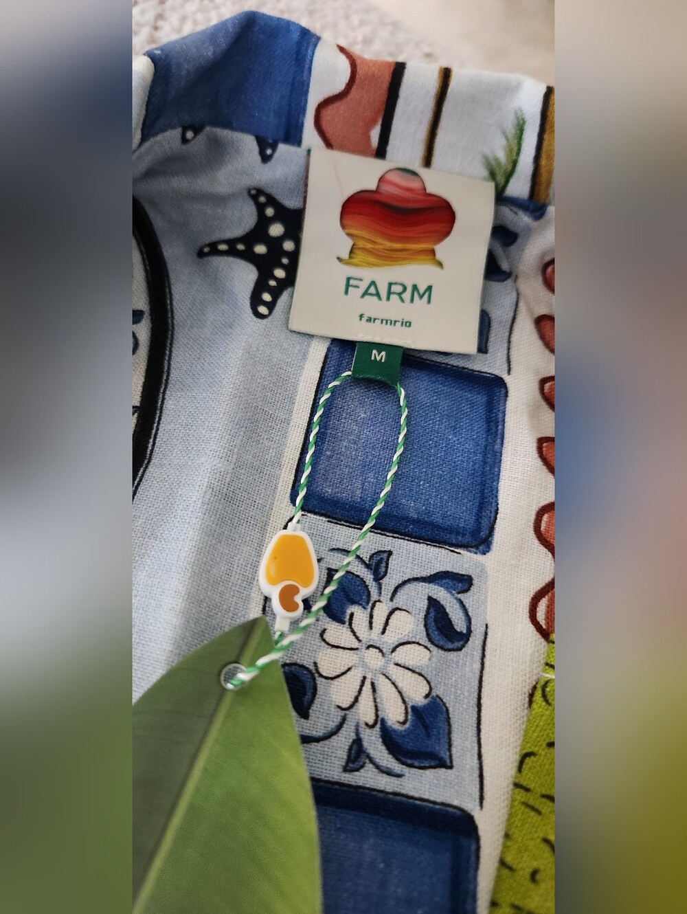 Farm Rio Crop Shirth - Picture 9 of 10